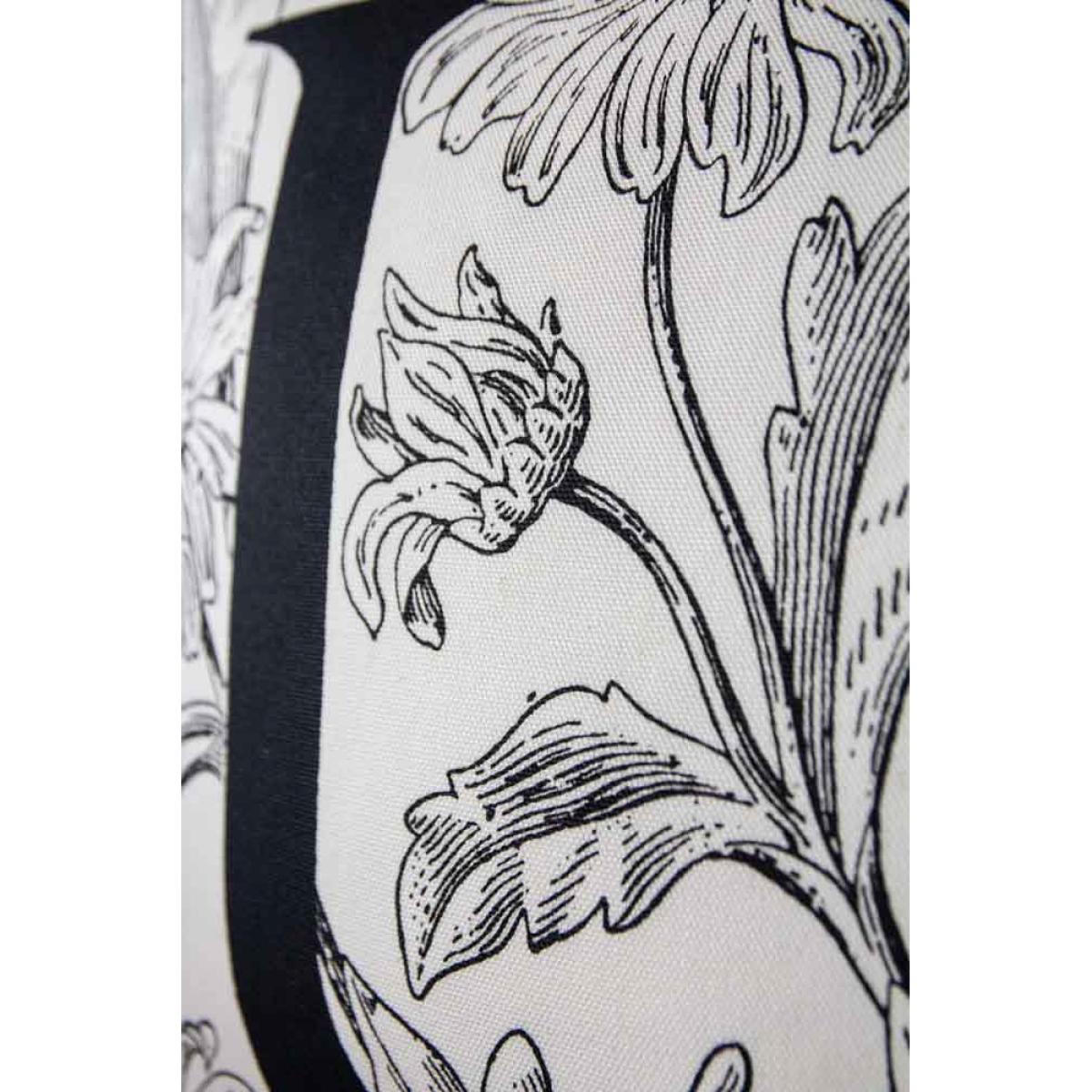 Monochrome Illustration U Cushion – image 14