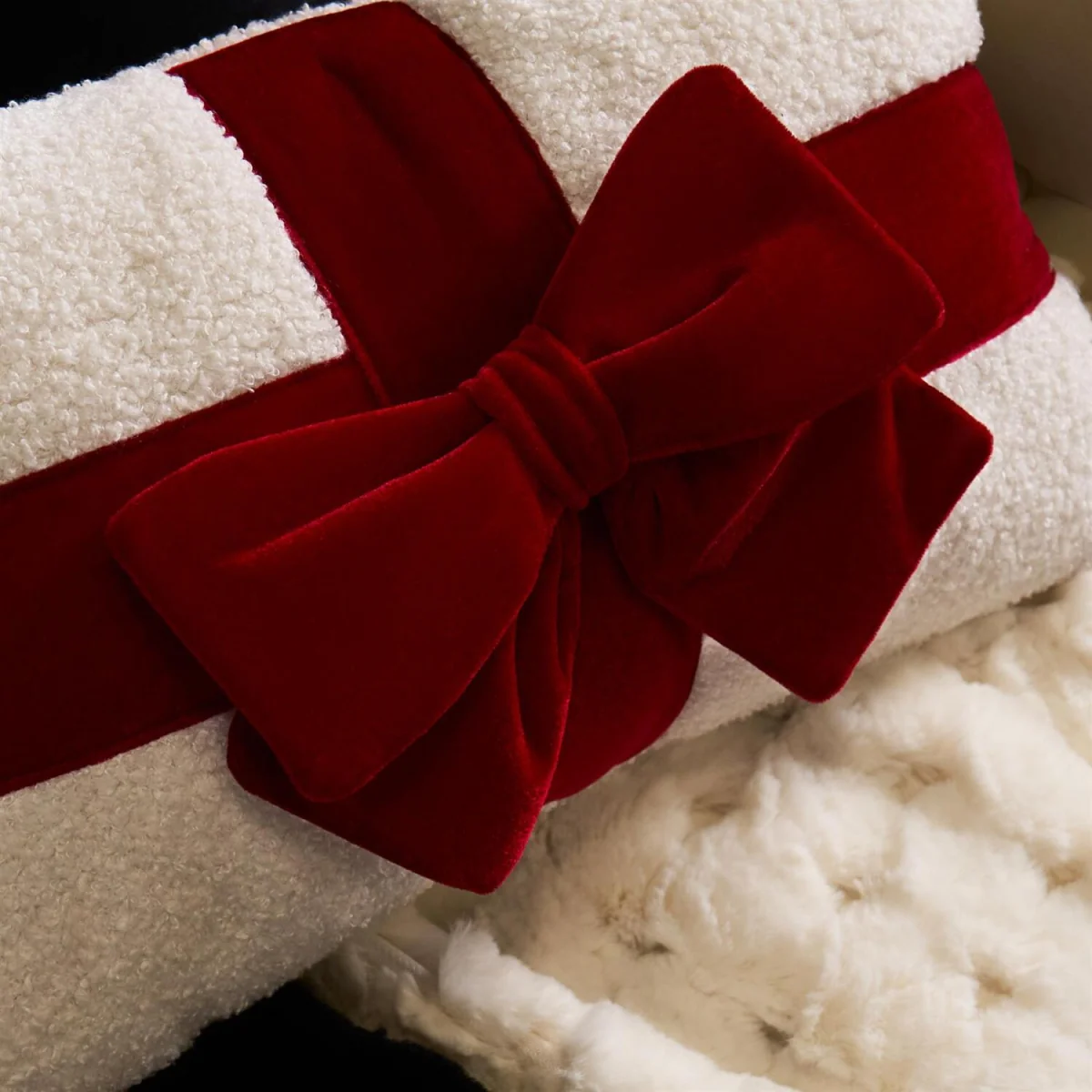 OHS Bow Wrapped Cushion - Red/Cream – image 2