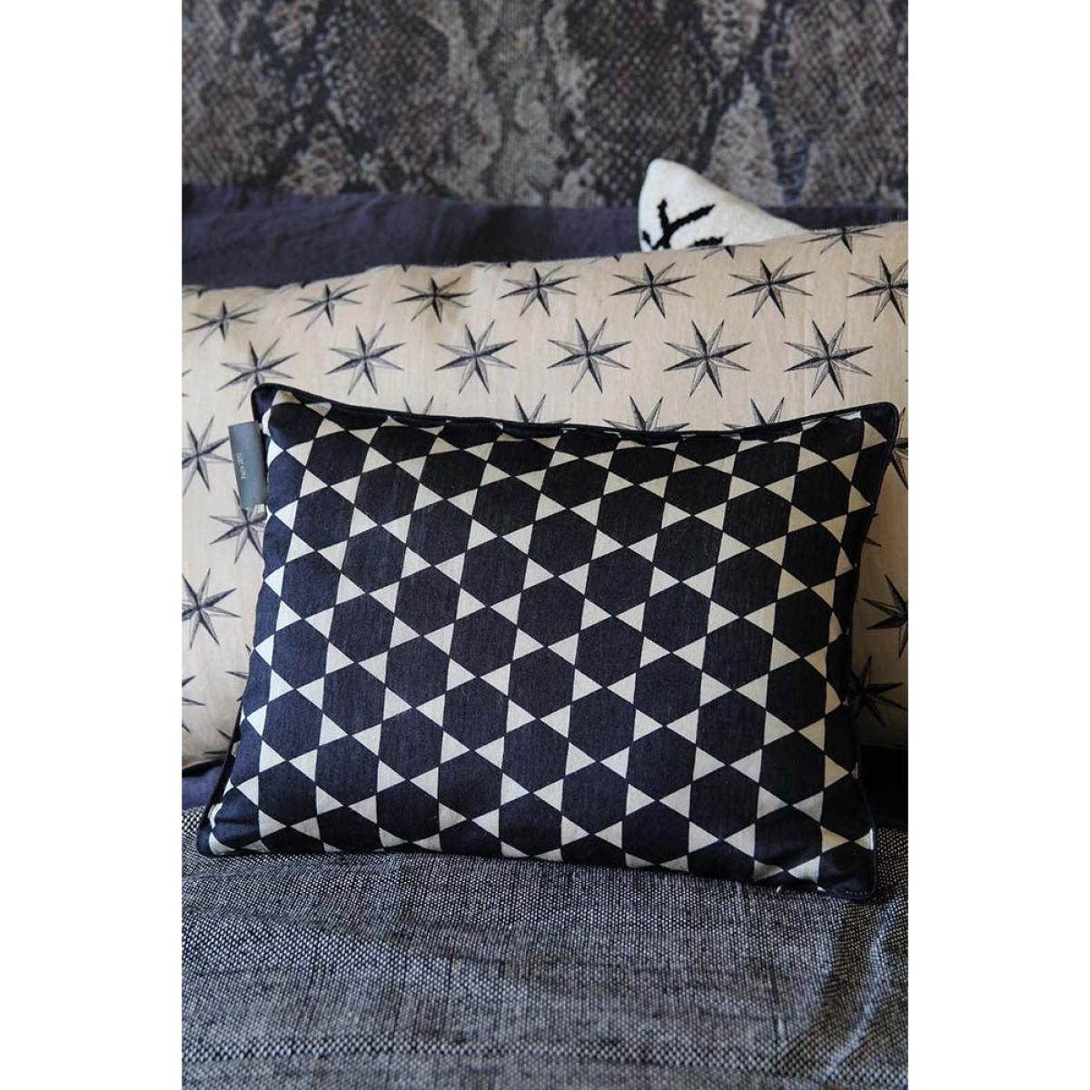 Minds Eye Silk Cushion – image 2