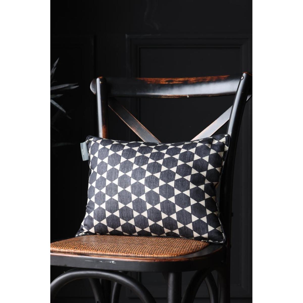 Minds Eye Silk Cushion – image 6