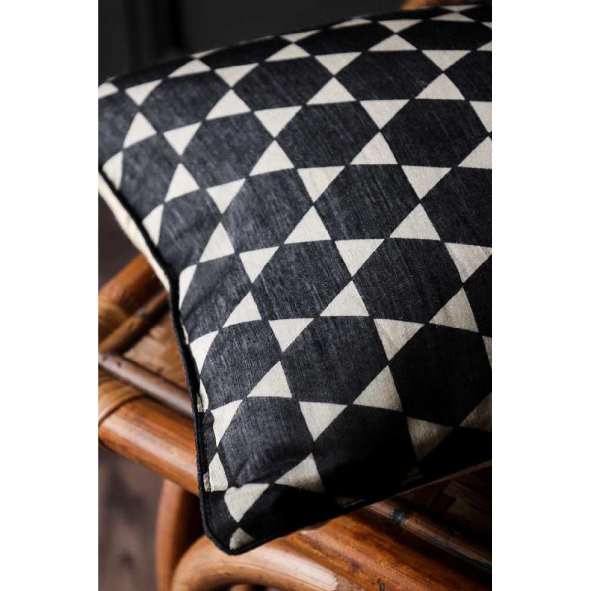 Minds Eye Silk Cushion – image 10