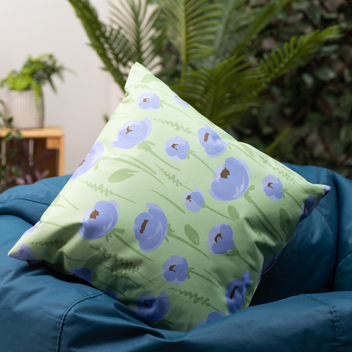 Veeva Meadow Outdoor Cushion - First Collection (Set of 4) - Navy – image 5