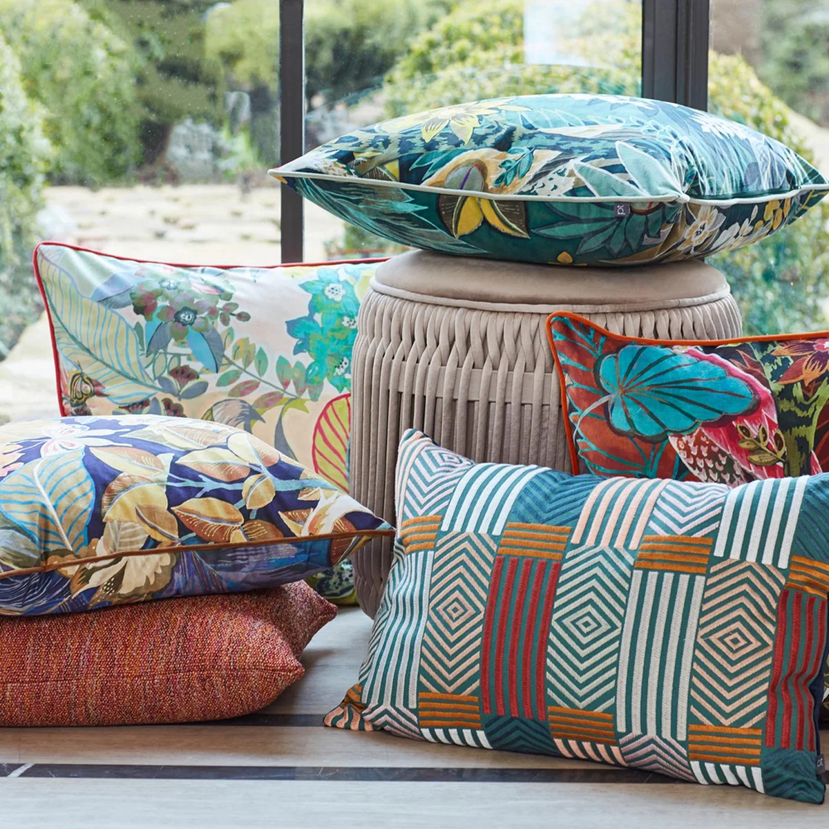 Hidden Paradise Botanical Cushion 55 x 55cm - Midnight / Polyester