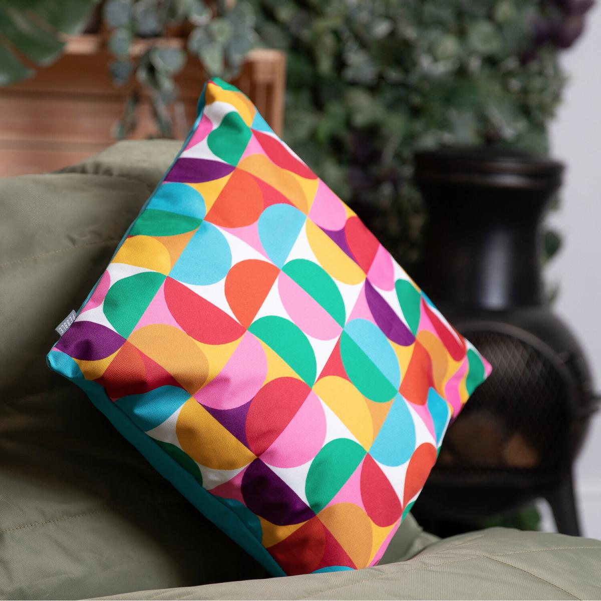 Circular Geometric Outdoor Cushion (Set of 4) - Blue – image 4