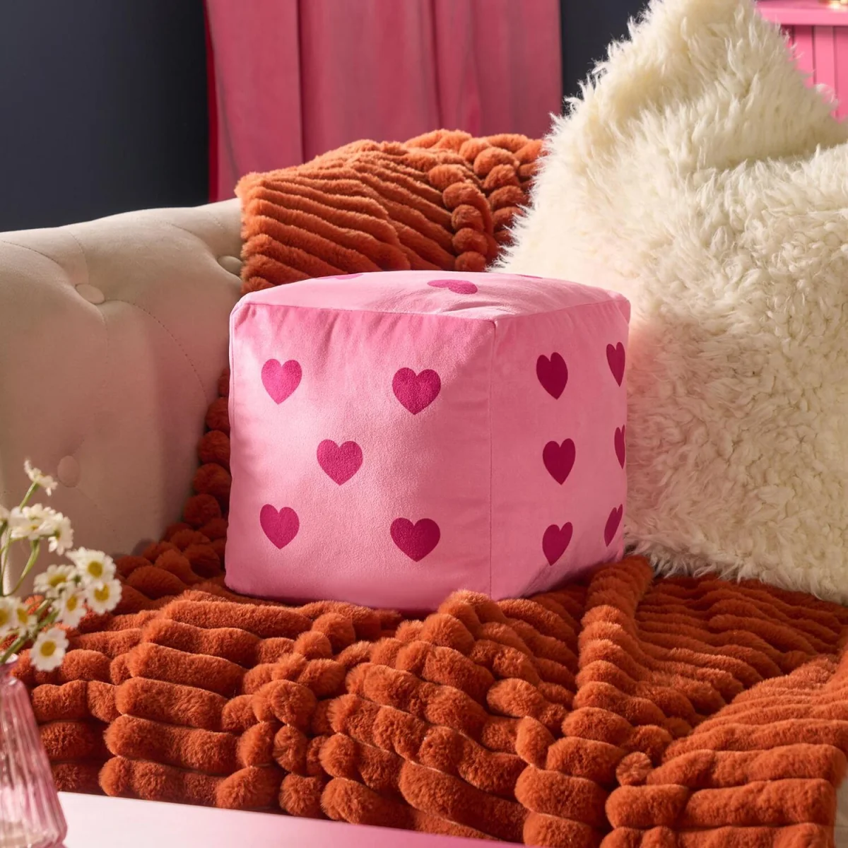 OHS Heart Print Dice Cushion - Pink – image 2