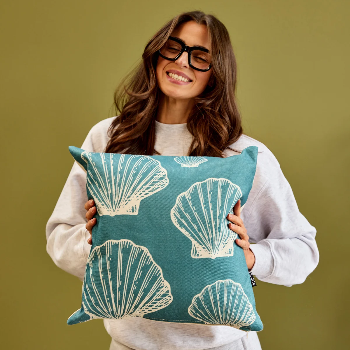 Cushion 43x43 Kyoto Fabric, Large Sea Shell – image 2