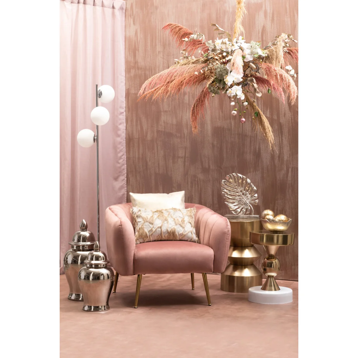 Bosie Lamina Grey And Natural Fur Cushion - White – image 3