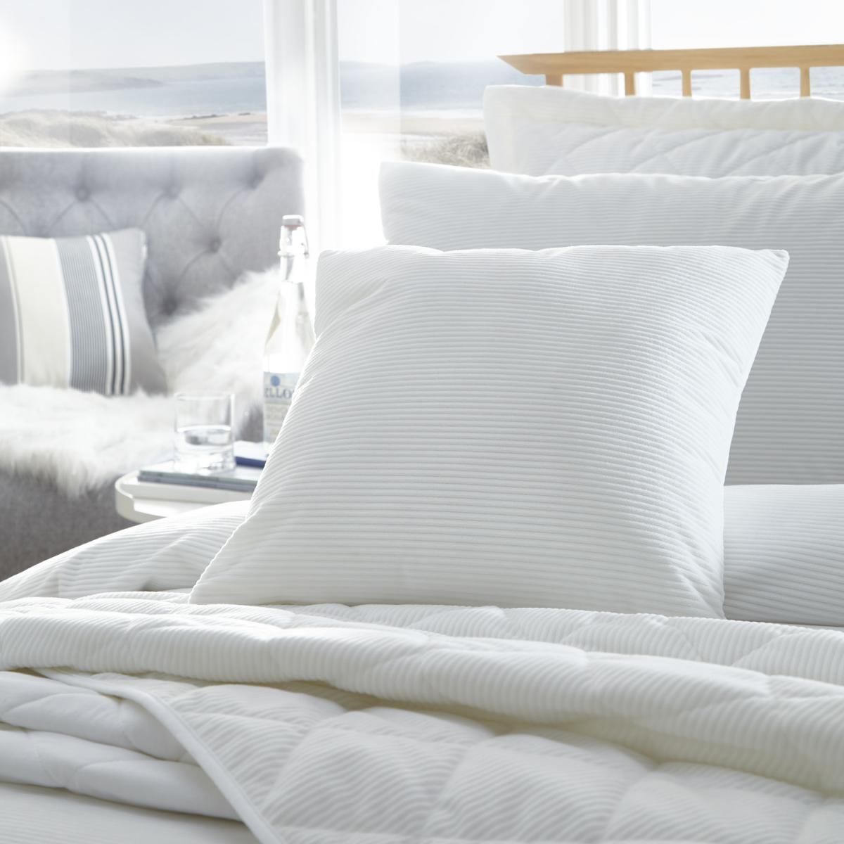 Camden Square Cushion 43x43cm - White – image 1