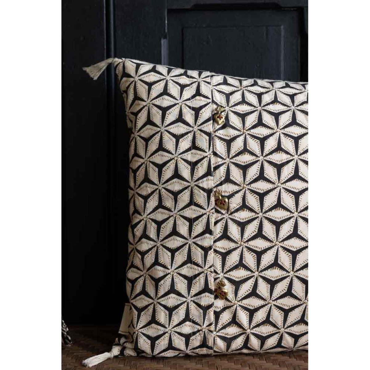 Monochrome Star Cotton Cushion – image 4