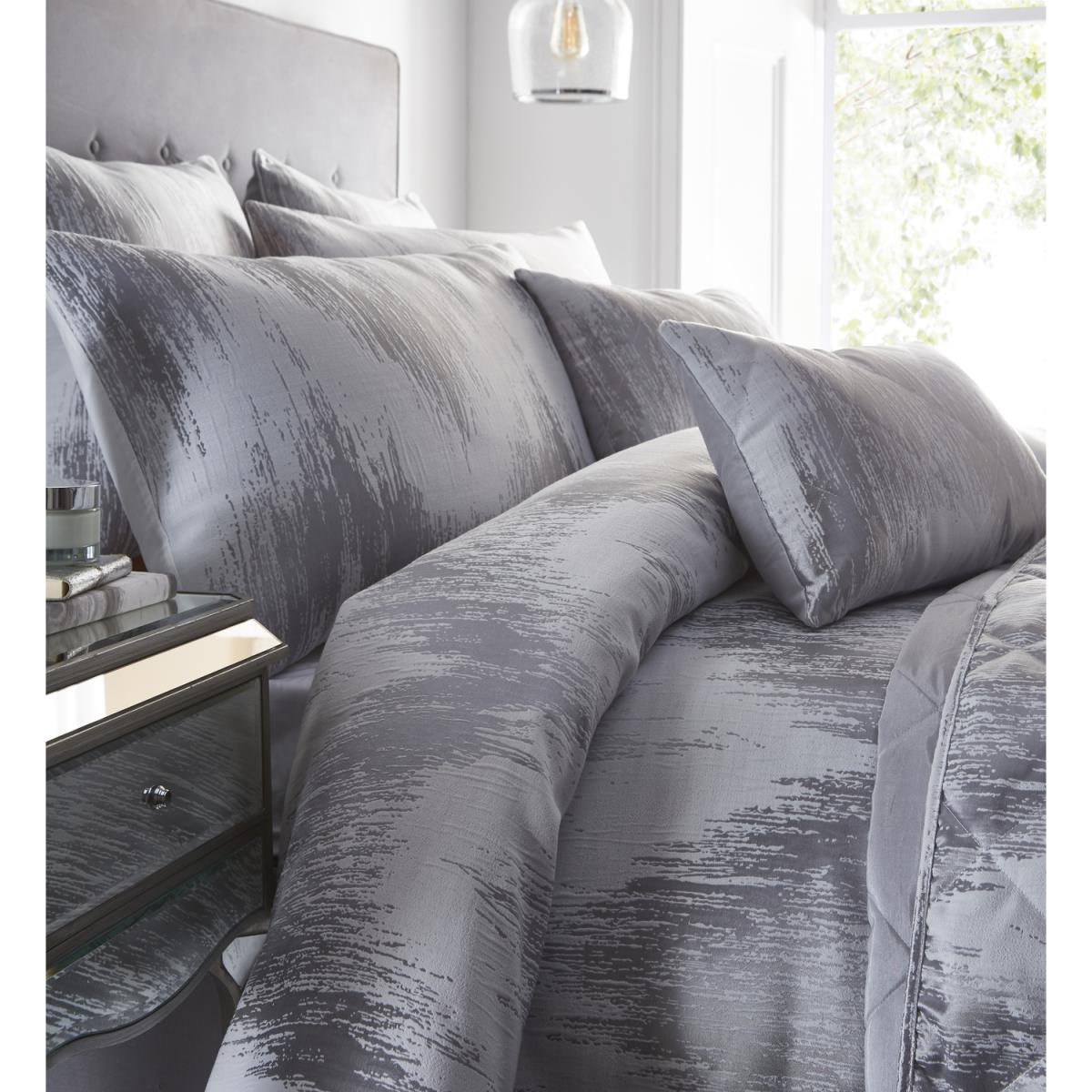 Quartz Boudoir Cushion - Silver – image 3