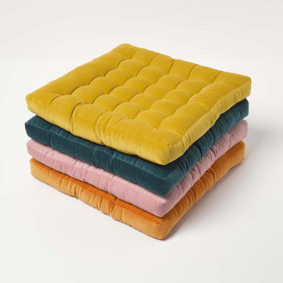 Homescapes Quilted Velvet Chair Pad - Teal / 20cm – image 1