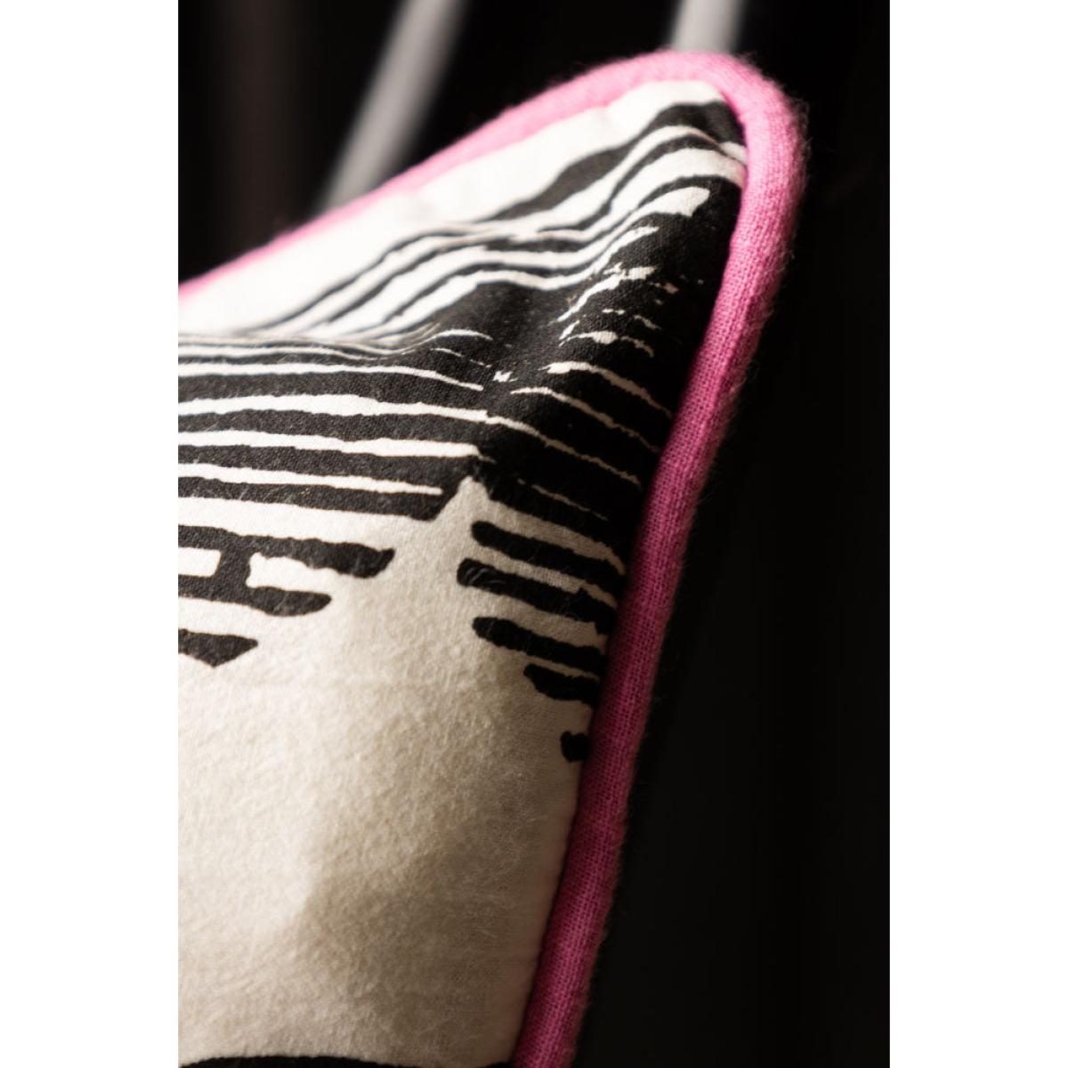 Hot Pink & Gold Star Print Reversible Cushion – image 5