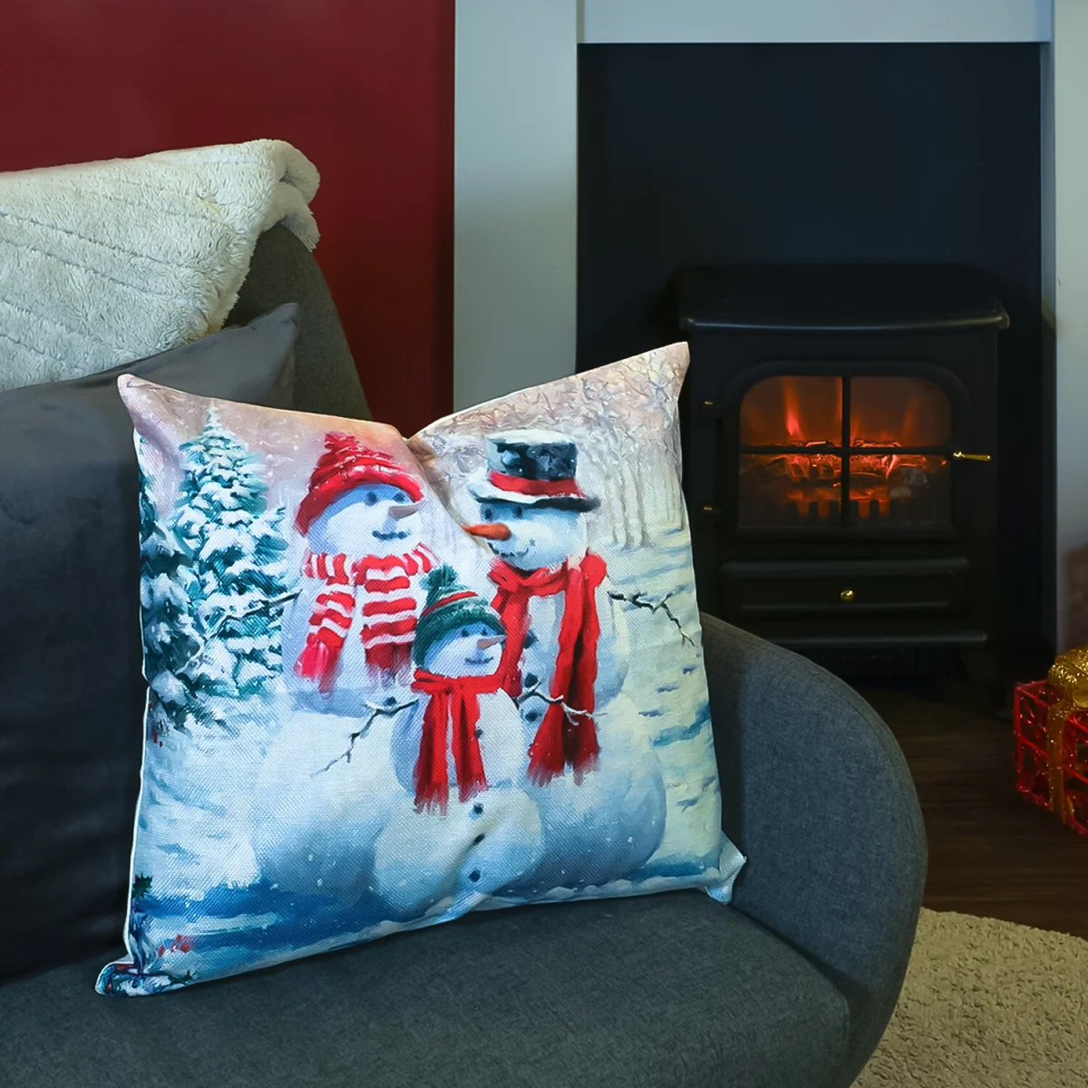 Christmas Themed Cushion Snowman Family - White and Red – image 2
