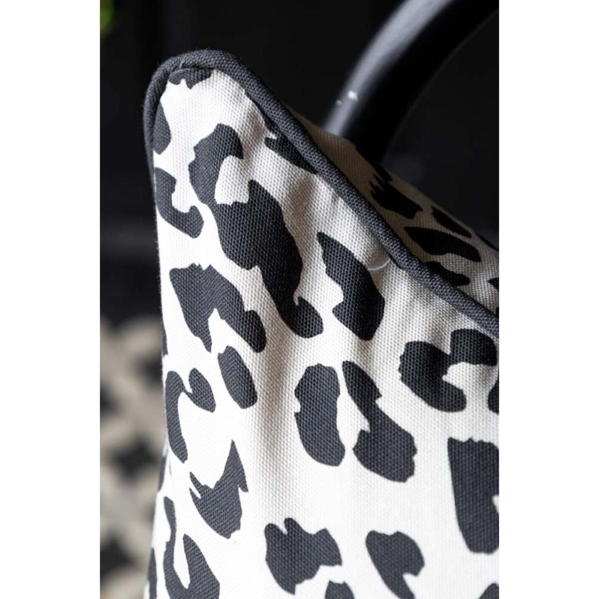 Monochrome Leopard Cushion – image 3