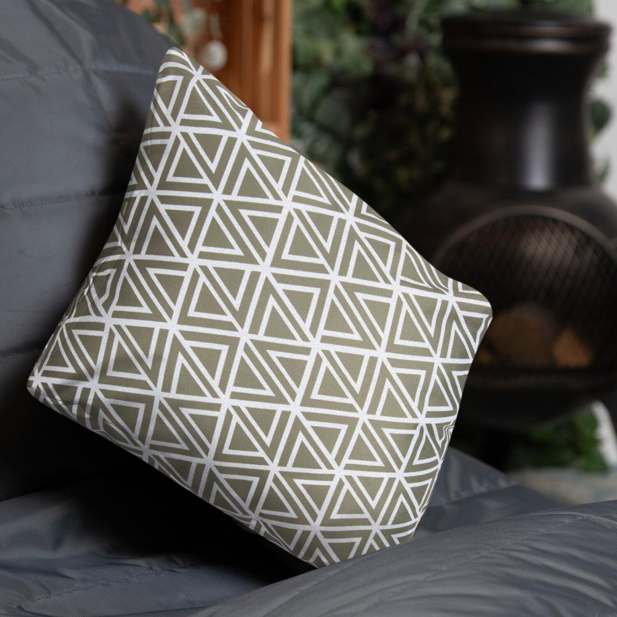 Geometric Print Outdoor Cushion (Set of 2) - Green – image 4