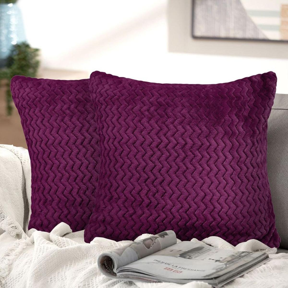 Snug Soft Chevron Patterned Mink Cushion Small - Red – image 8