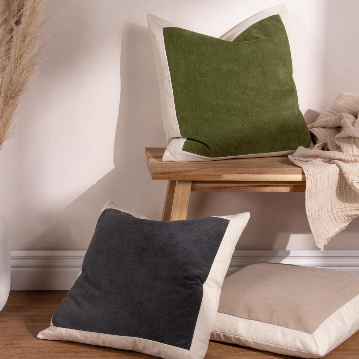 Auden Linen Velvet Cushion - Flint – image 4
