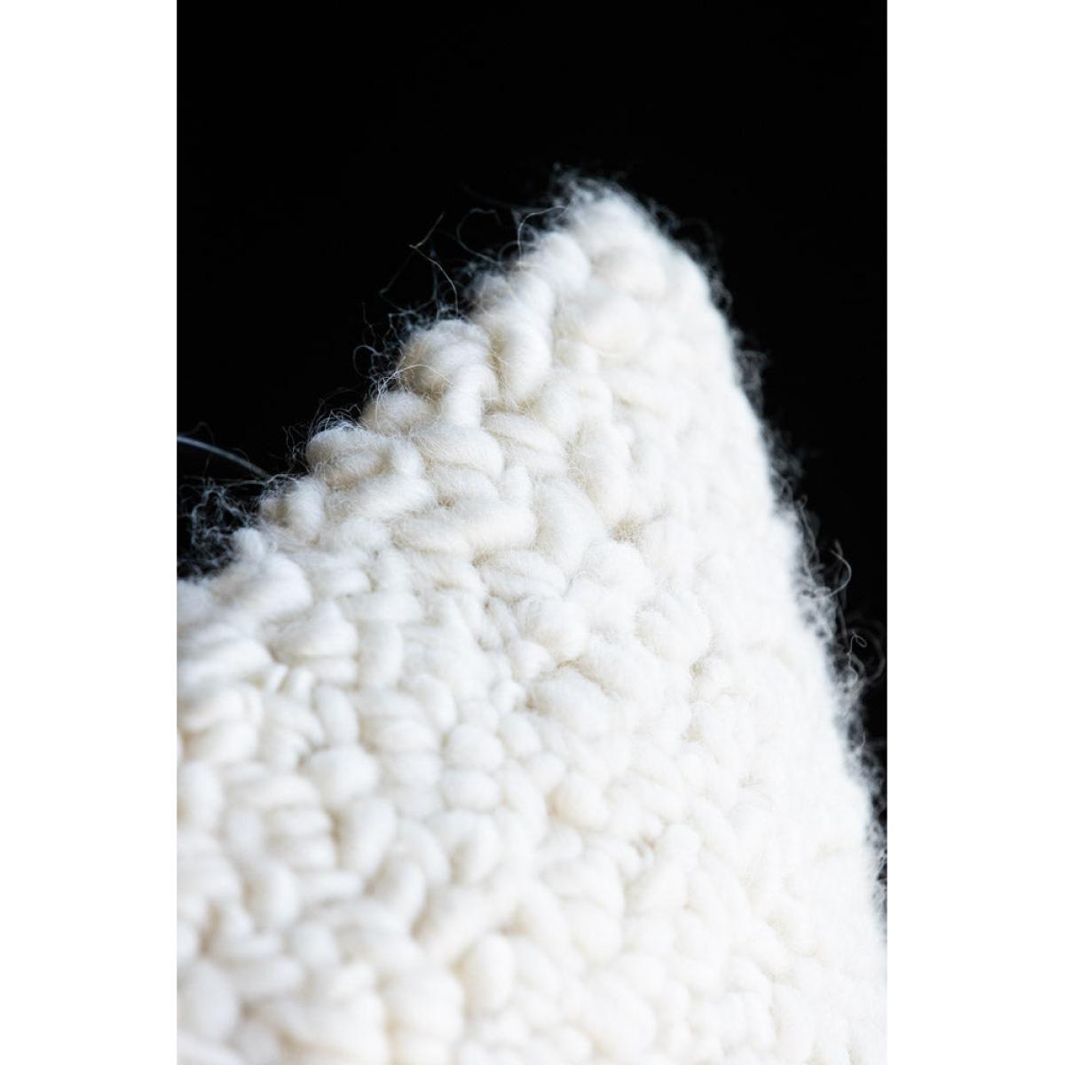 Cream Chunky Boucle Cushion – image 8