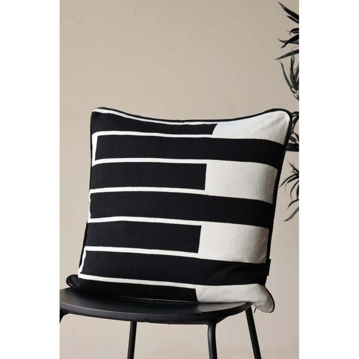 Monochrome Block Knitted Cushion – image 2
