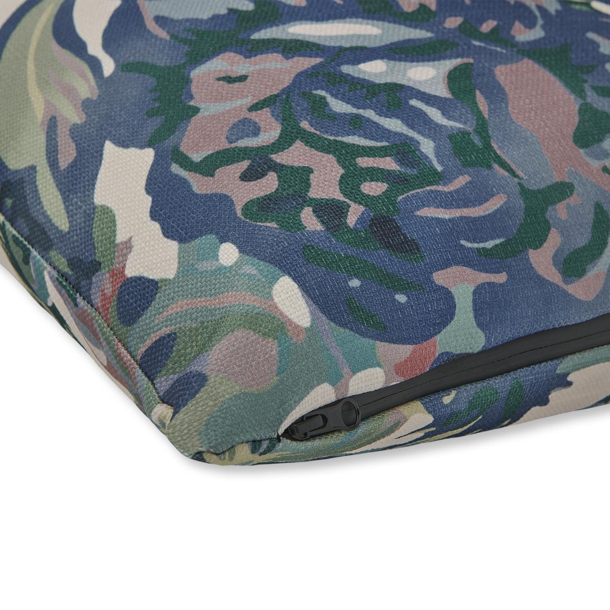 Perennials Indoor Outdoor Cushion 641208 in Seaglass Exhale Murmuration – image 2