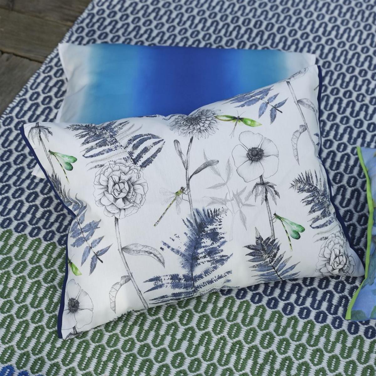 Acanthus Outdoor Floral Cushion By Designers Guild in Indigo Blue – image 2