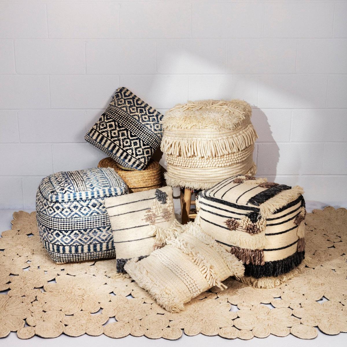 Sydni Cushion, Ivory,45x45 cm – image 2