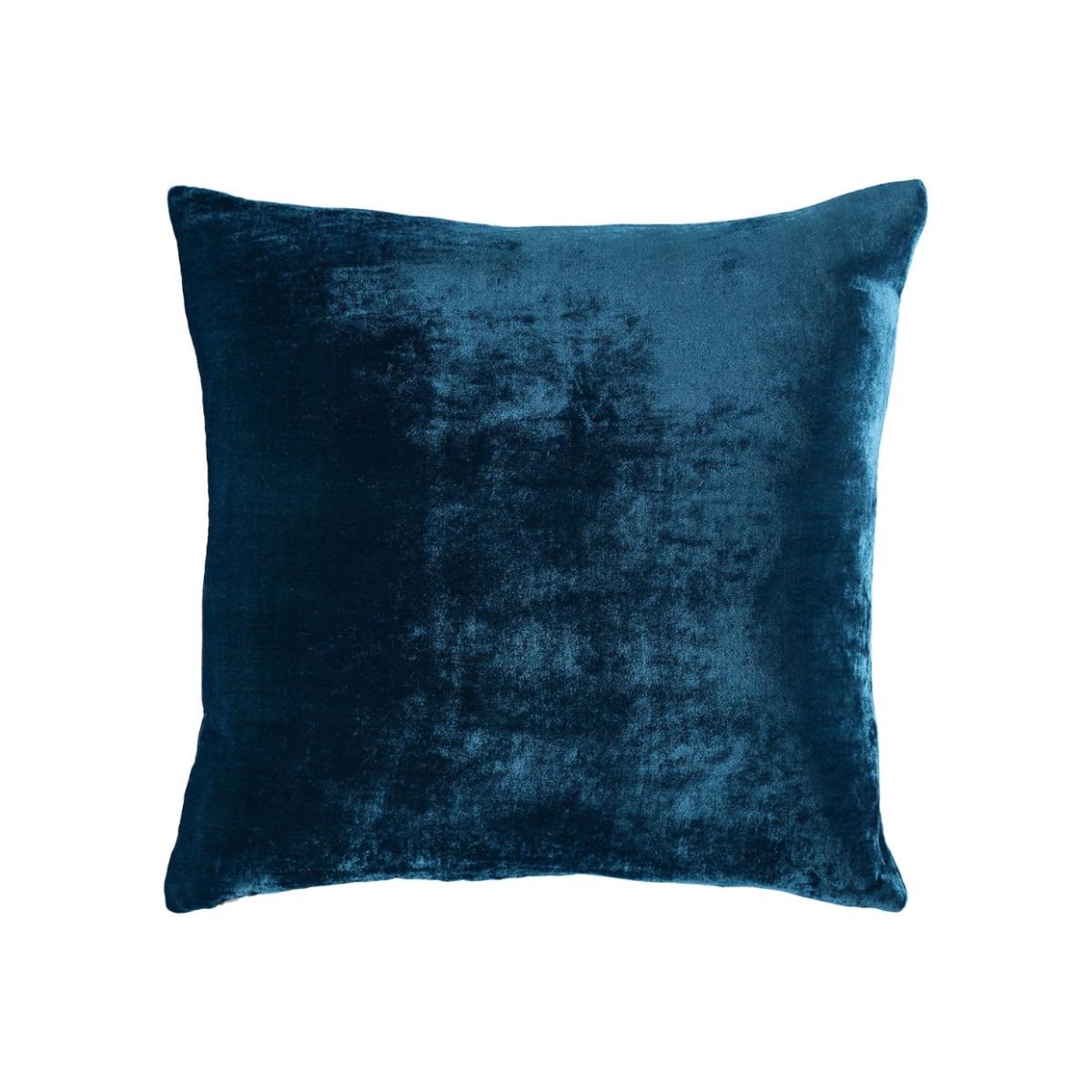 William Yeoward |Paddy Velvet Cushion Marine – image 1