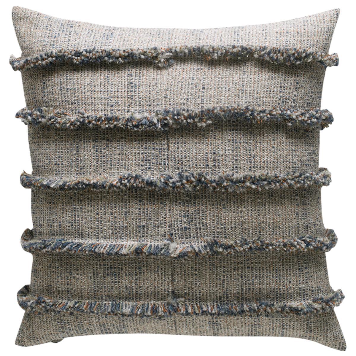 de Le Cuona | Rogue Cushion With Fringe Detail Creek – image 2