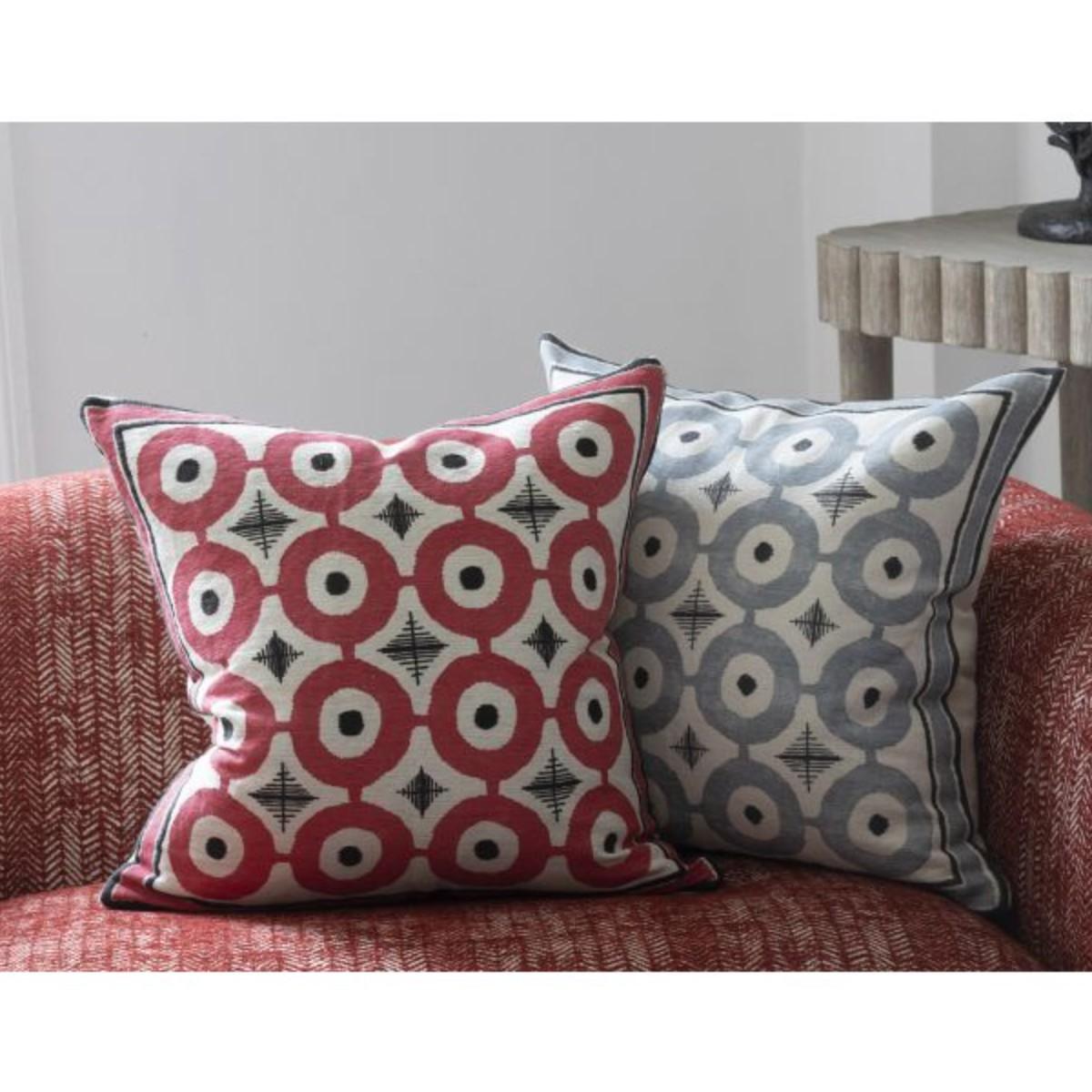 William Yeoward | Daria Cloud Cushion – image 4