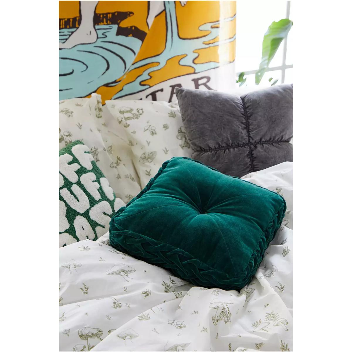 Emerald Abby Pintuck Cushion - Green ALL at Urban Outfitters – image 4