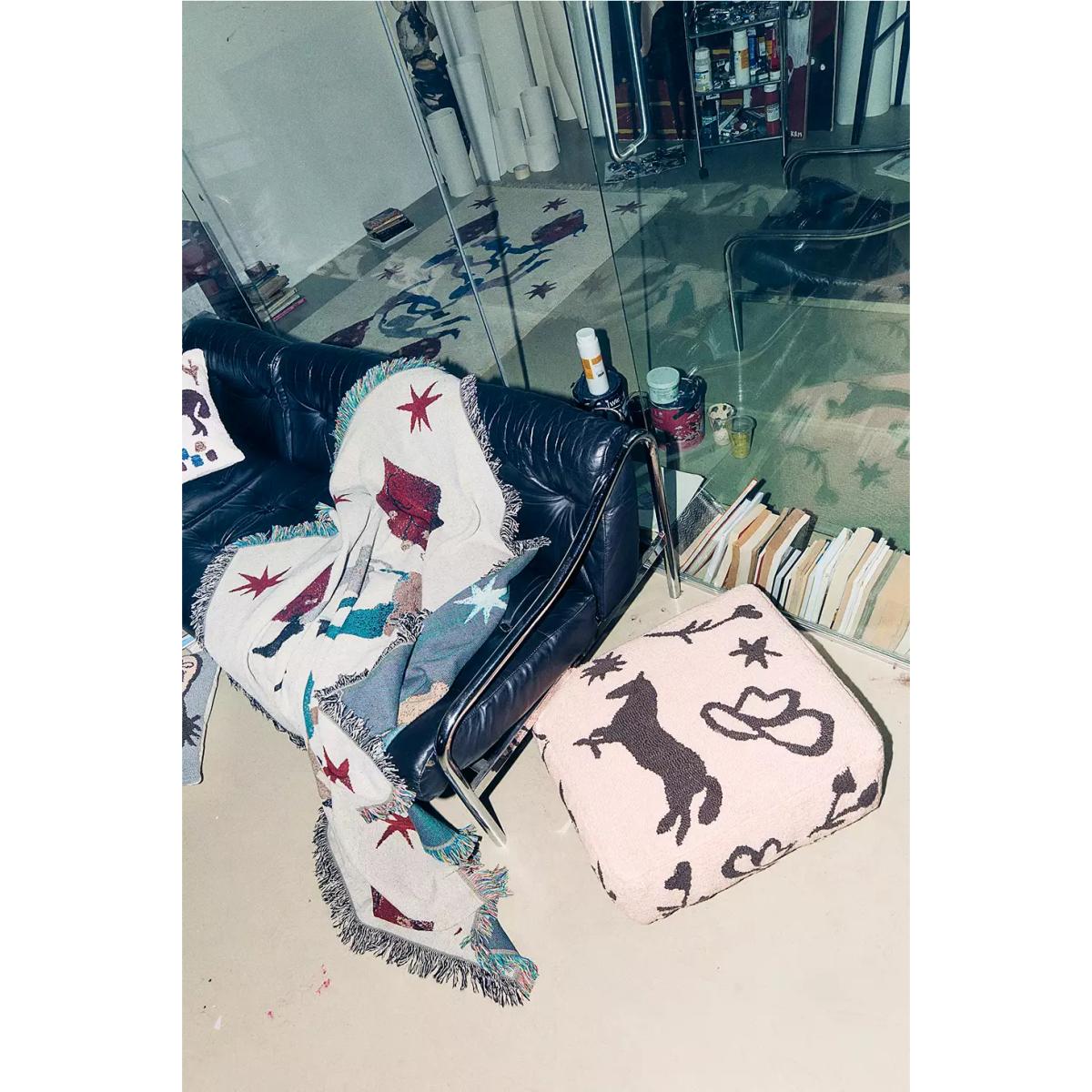 Urban Outfitters x TuftLuck TuftLuck UO Exclusive Riding Star XL Cushion ALL – image 2
