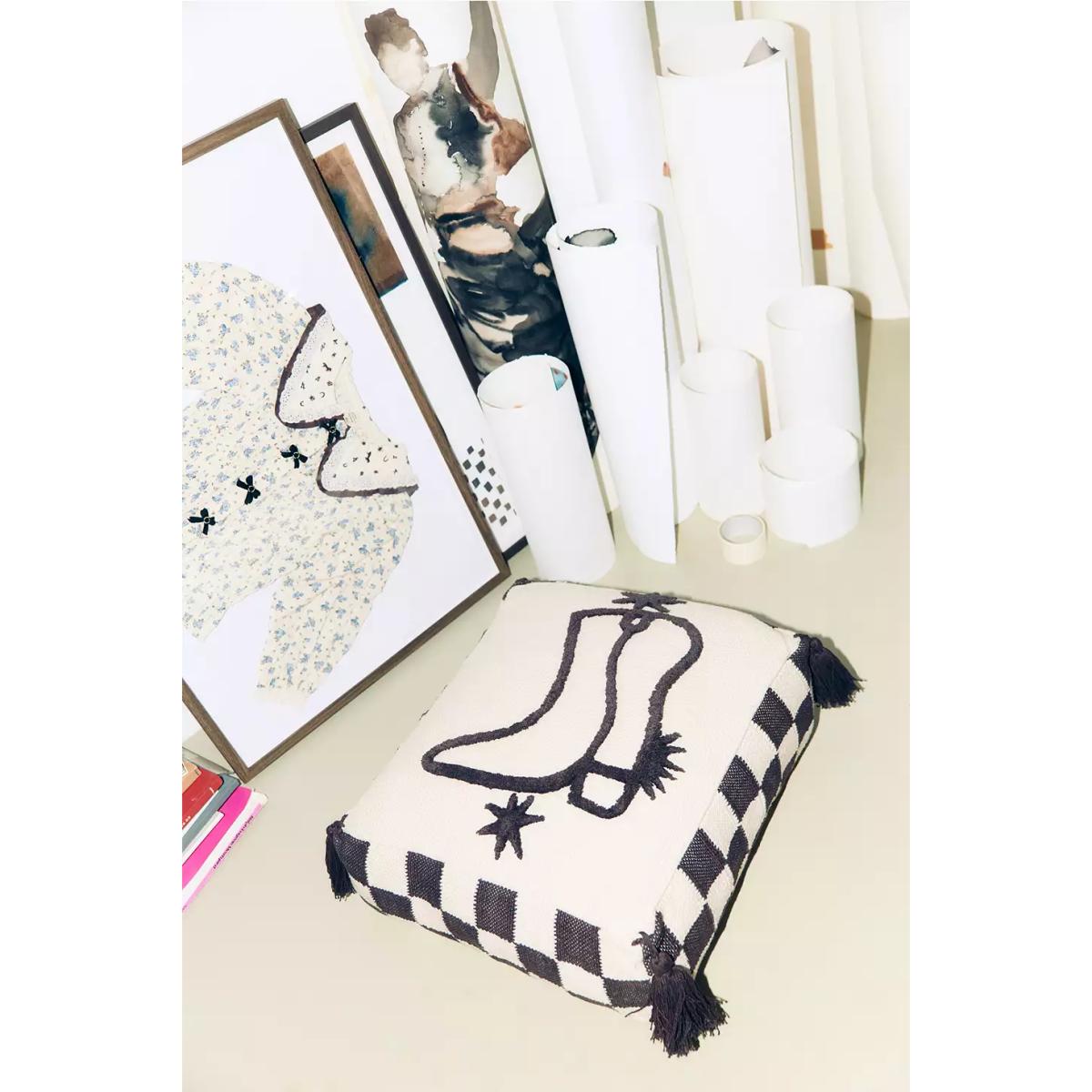 Urban Outfitters x TuftLuck TuftLuck UO Exclusive Doodle Boot XL Cushion ALL – image 2