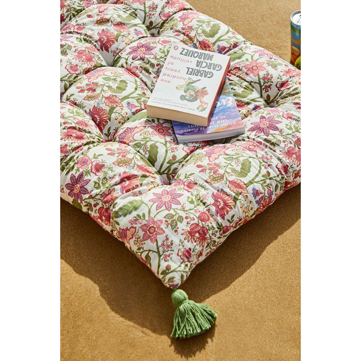 Marnie Floral Print Floor Cushion ALL at Urban Outfitters – image 4