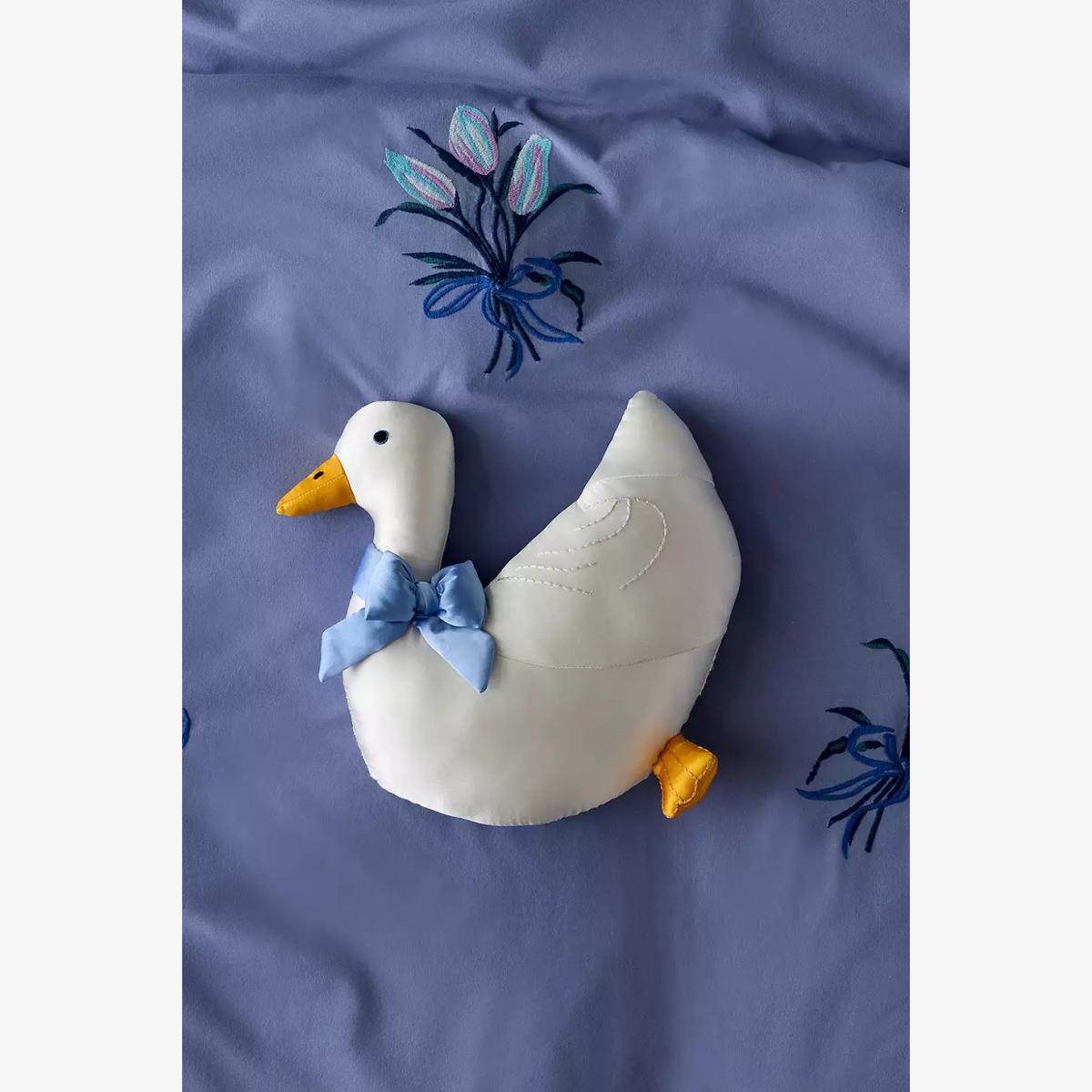 Goose Satin Cushion - White ALL at Urban Outfitters – image 1
