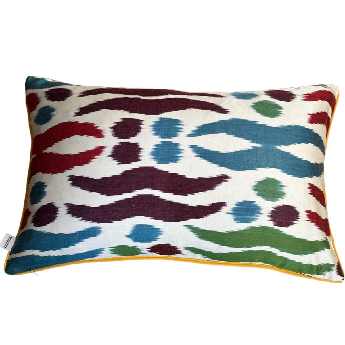 Classic Lip Suzani Cushion Punica – image 2