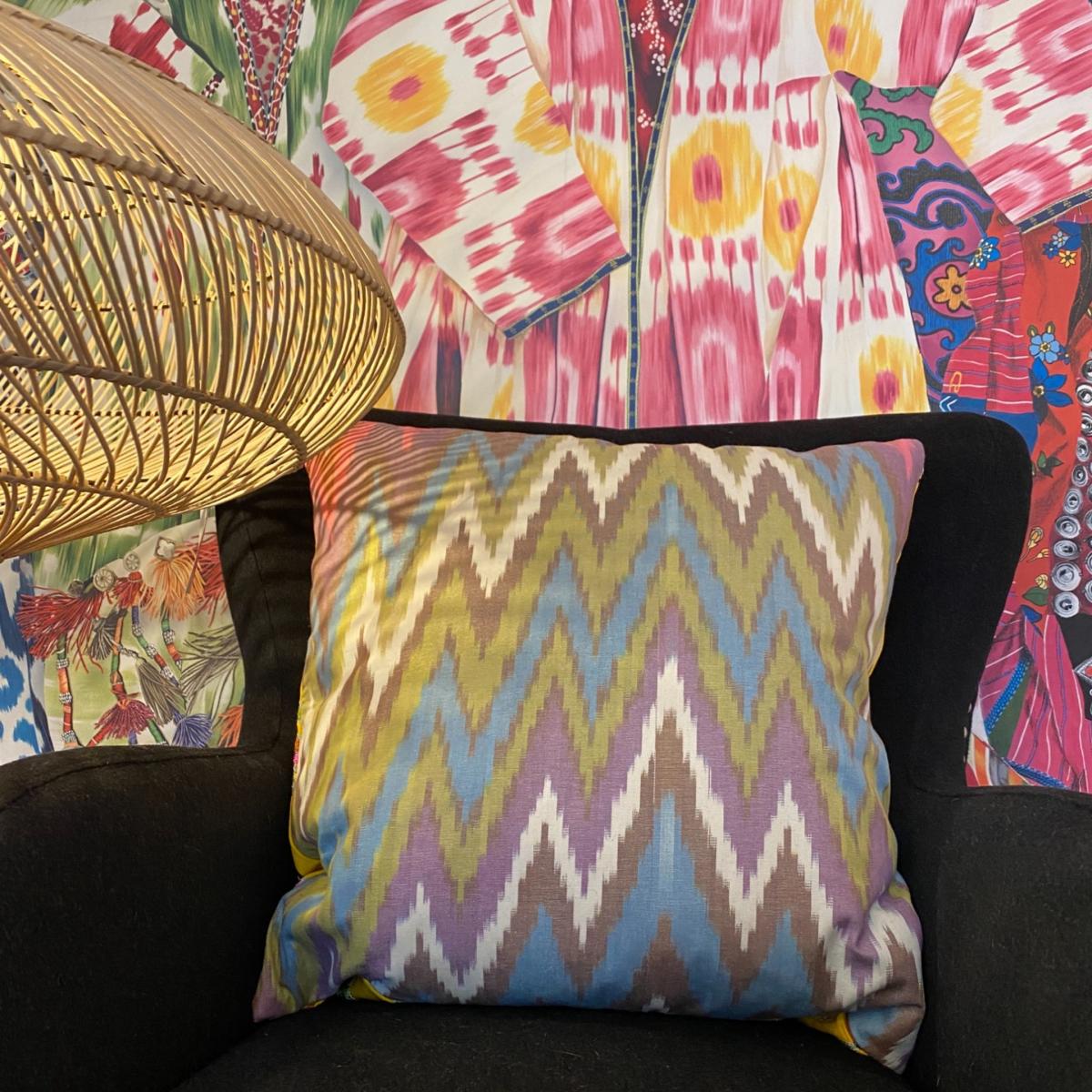 Yellow / Orange Suzani Embroidered Cushion Punica – image 3