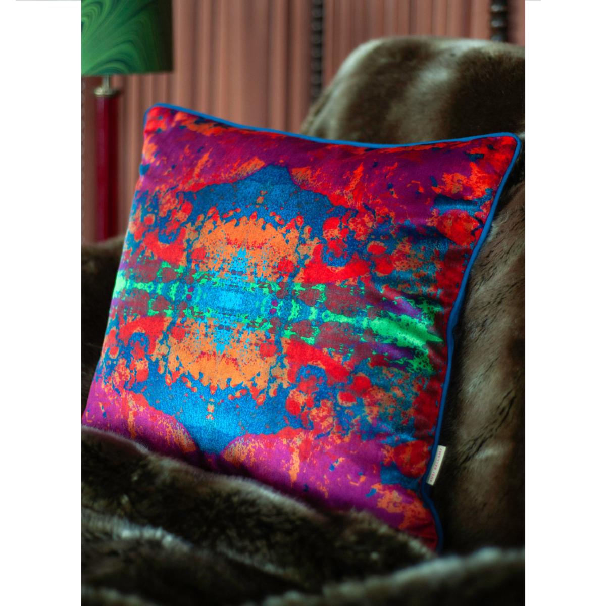 Pink / Purple / Blue Paesaggio Scarlatto Kaleidoscope Velvet Cushion One Size Susi Bellamy – image 2