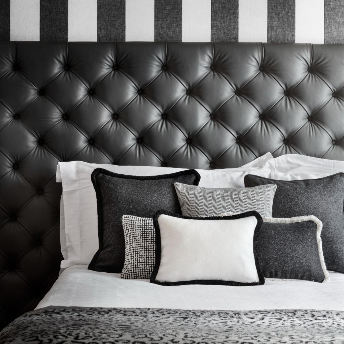 Lochanel Black Cushion Small Lo Decor – image 2