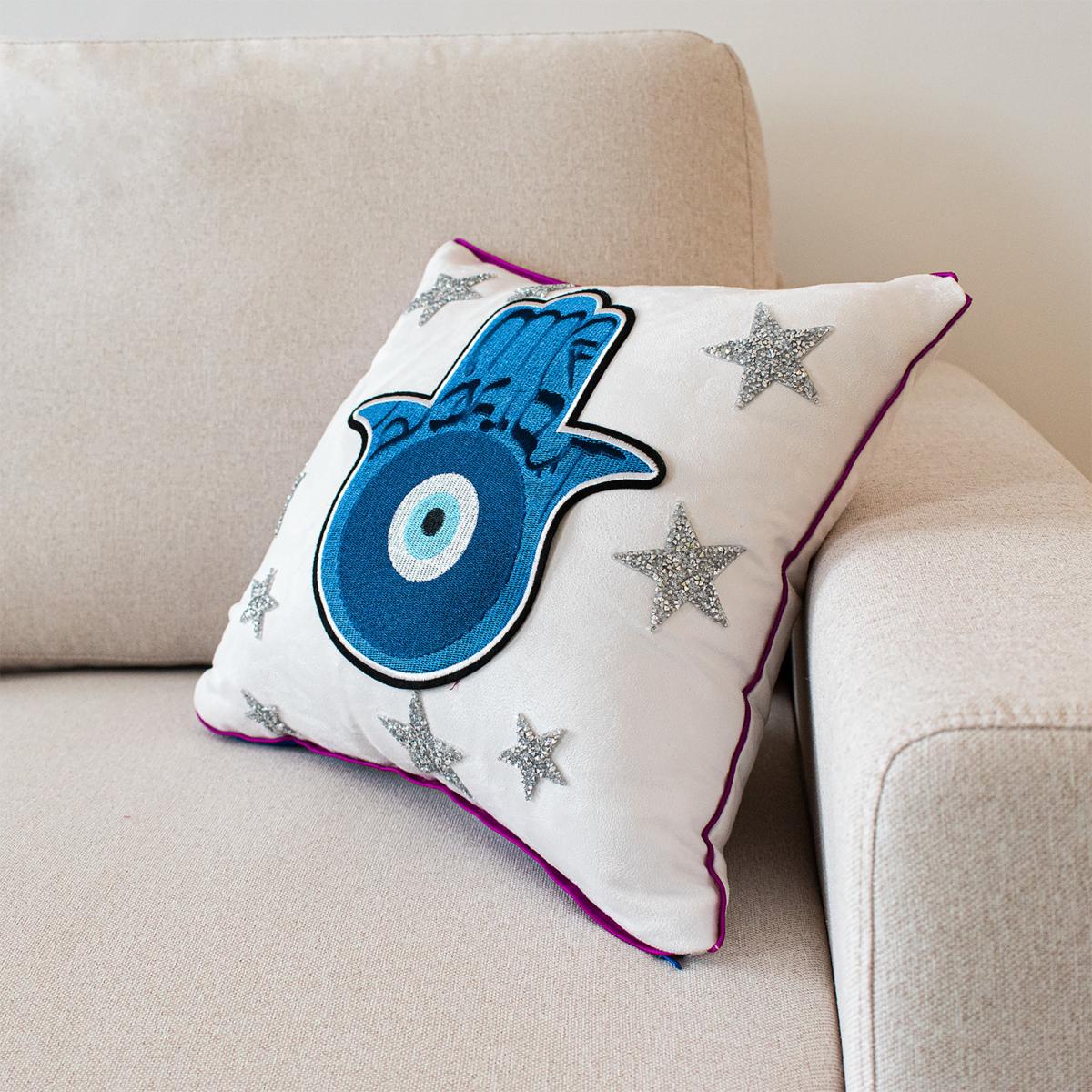 Silver / White White Suede Decorative Ramadan Cushion With Hamsa And Silver Stars One Size Janara Jones – image 2