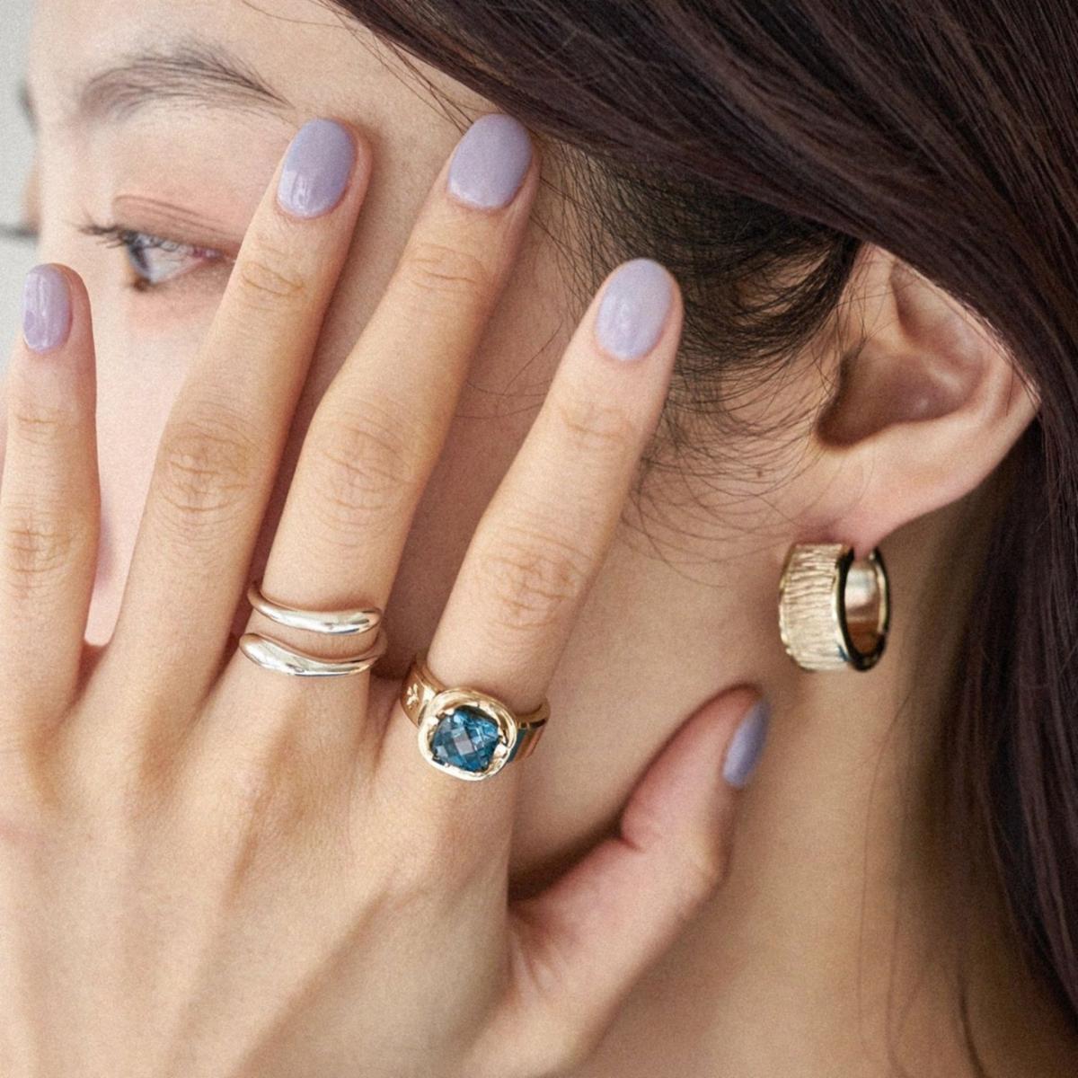 Women's Leclat Cushion Gold Ring | Tami&Tami – image 2