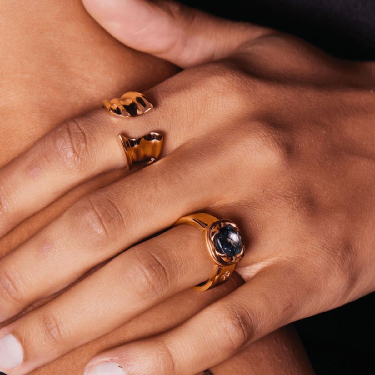 Women's Leclat Cushion Gold Ring | Tami&Tami – image 3