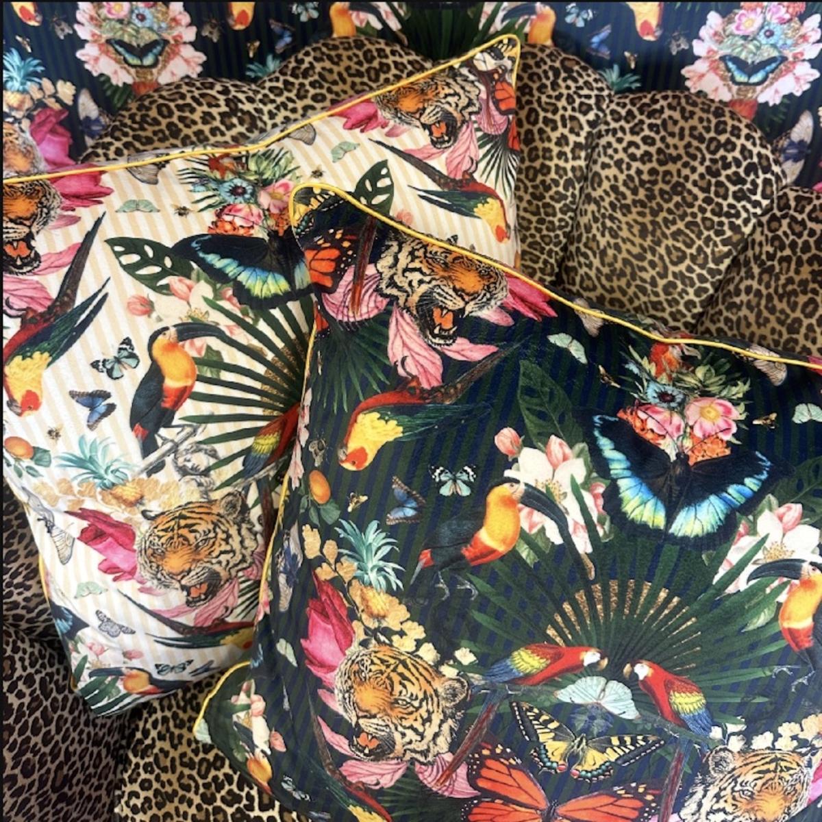 Black Paradise Lost Night - Luxury Velvet Cushion One Size Myrtle & Mary – image 3