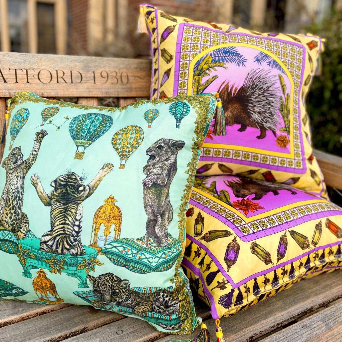 Silk Cushion The Cats Empire Green Ilona Tambor – image 3
