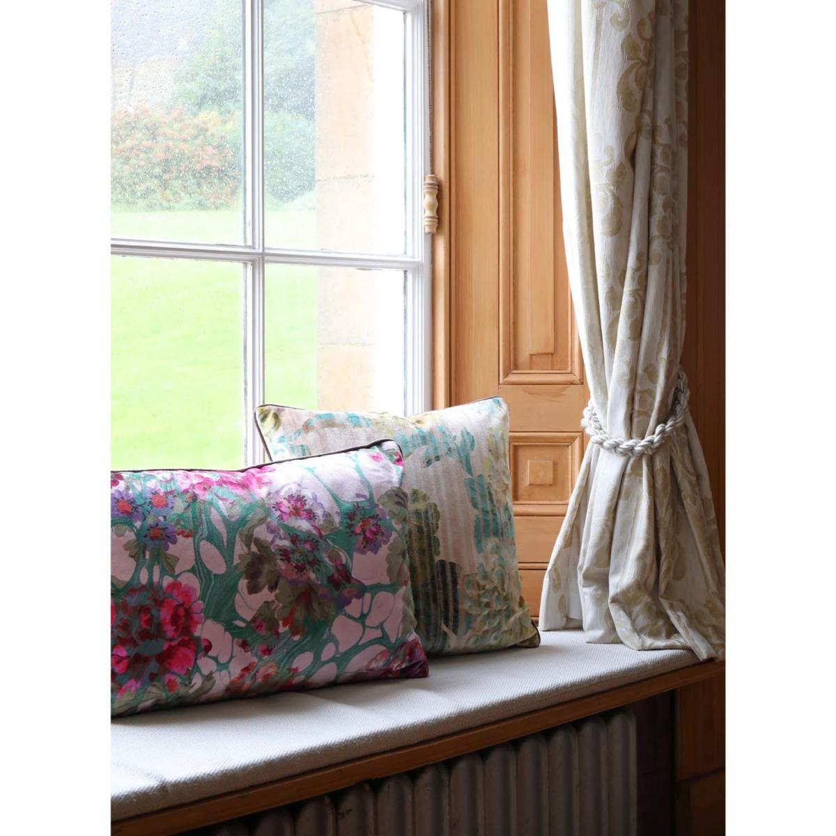 Pink / Purple / Blue Pink Rose Marbled Velvet Cushion One Size Susi Bellamy – image 4