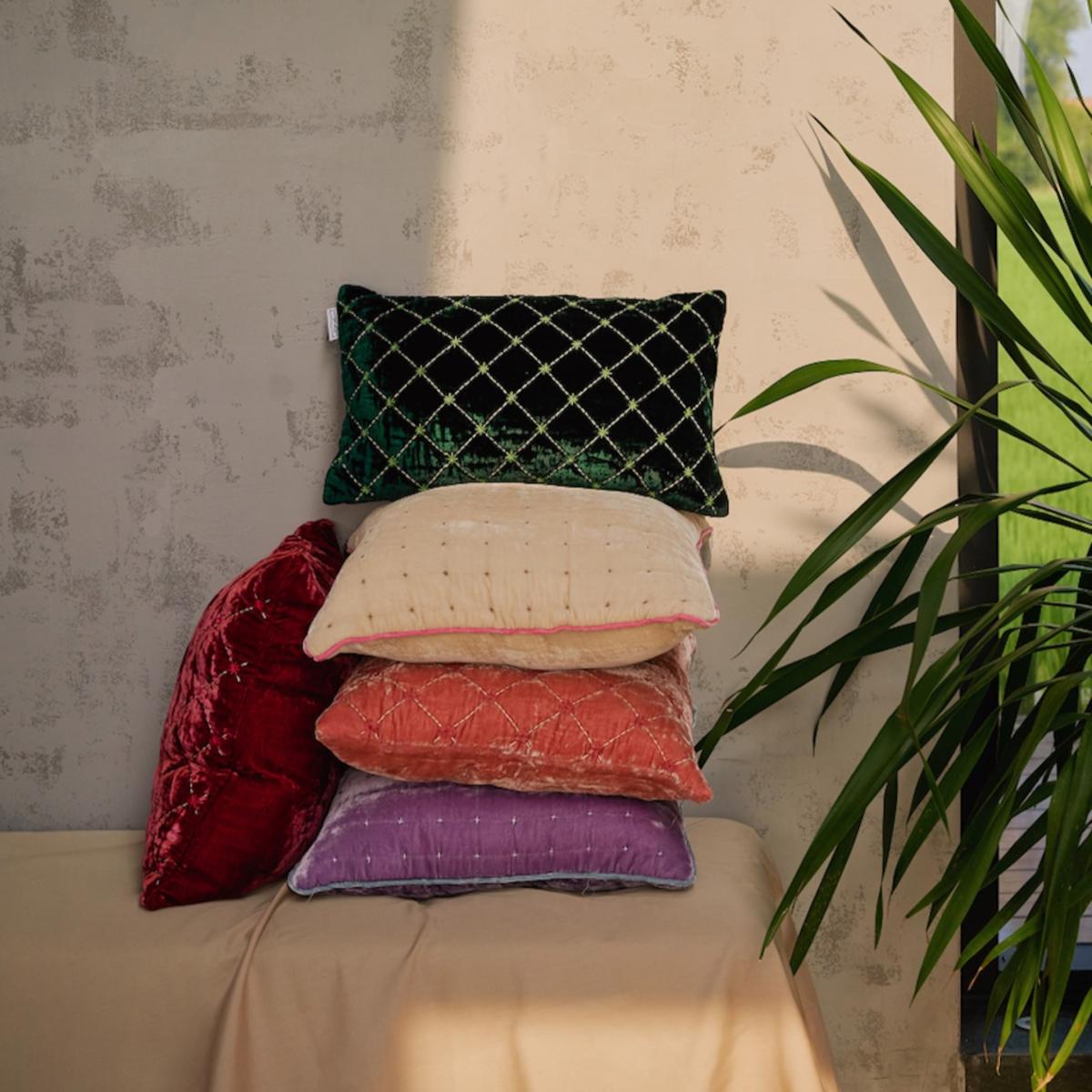 Green Holiday Daisy Cushion - Forest The Annam House – image 2