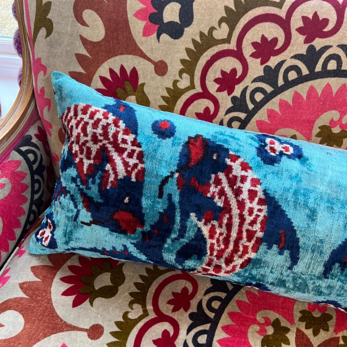 Blue Velvet Ikat Fish Cushion Punica – image 3