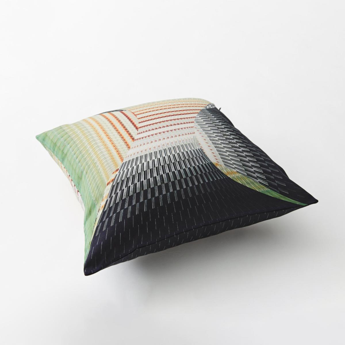 Bloomsbury Square Square Cushion Yen Ting Cho – image 3