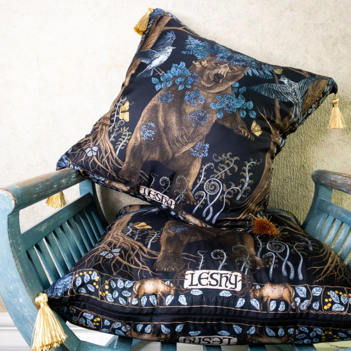 Silk Cushion Leshy Navy Blue Ilona Tambor – image 2