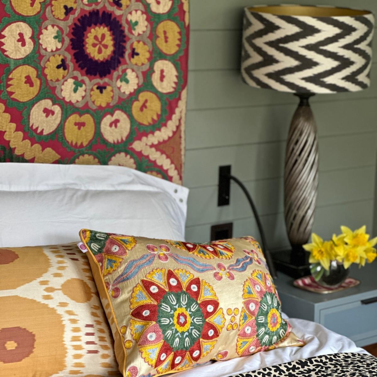 Yellow / Orange Stunning Suzani Cushion - Floral Punica – image 3