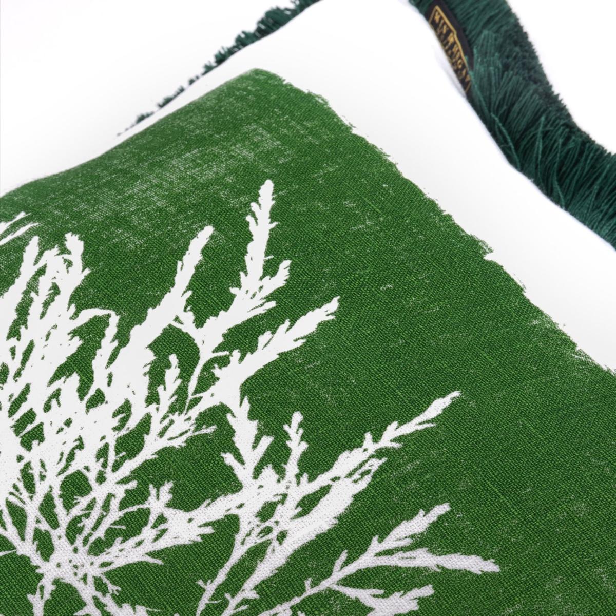 Green / White Algae I Linen Square Cushion Mindthegap – image 5
